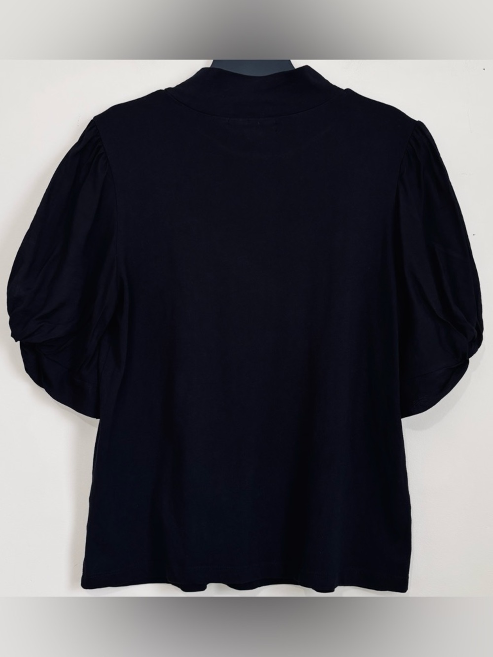 Sanctuary minimalist base layer black mock neck puff pleated short sleeve Tee M - Picture 4 of 16